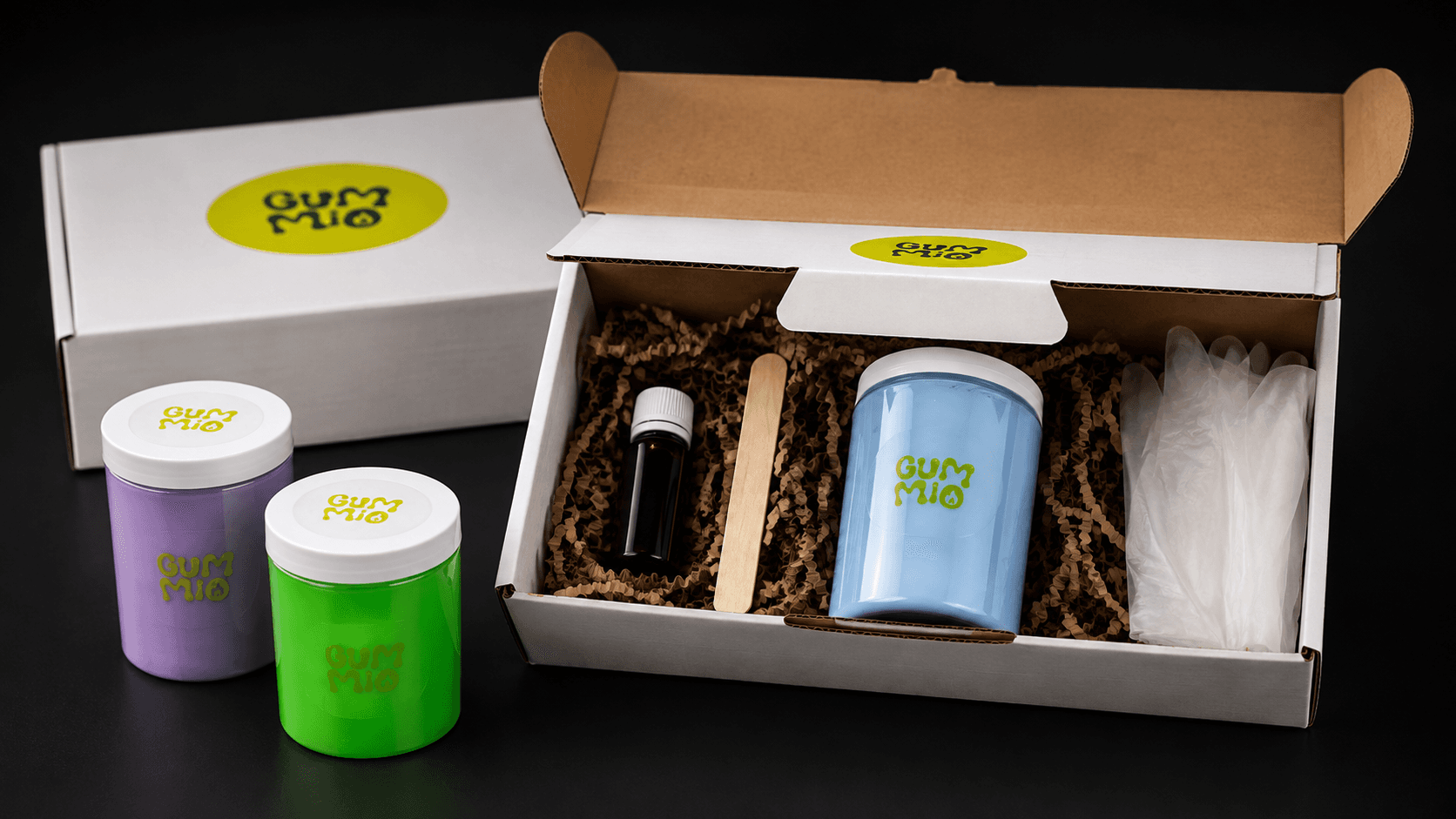 Kit Gummio aperto con componenti, spatola e guanti